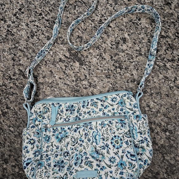 Vera Bradley Bag - Picture 6 of 11